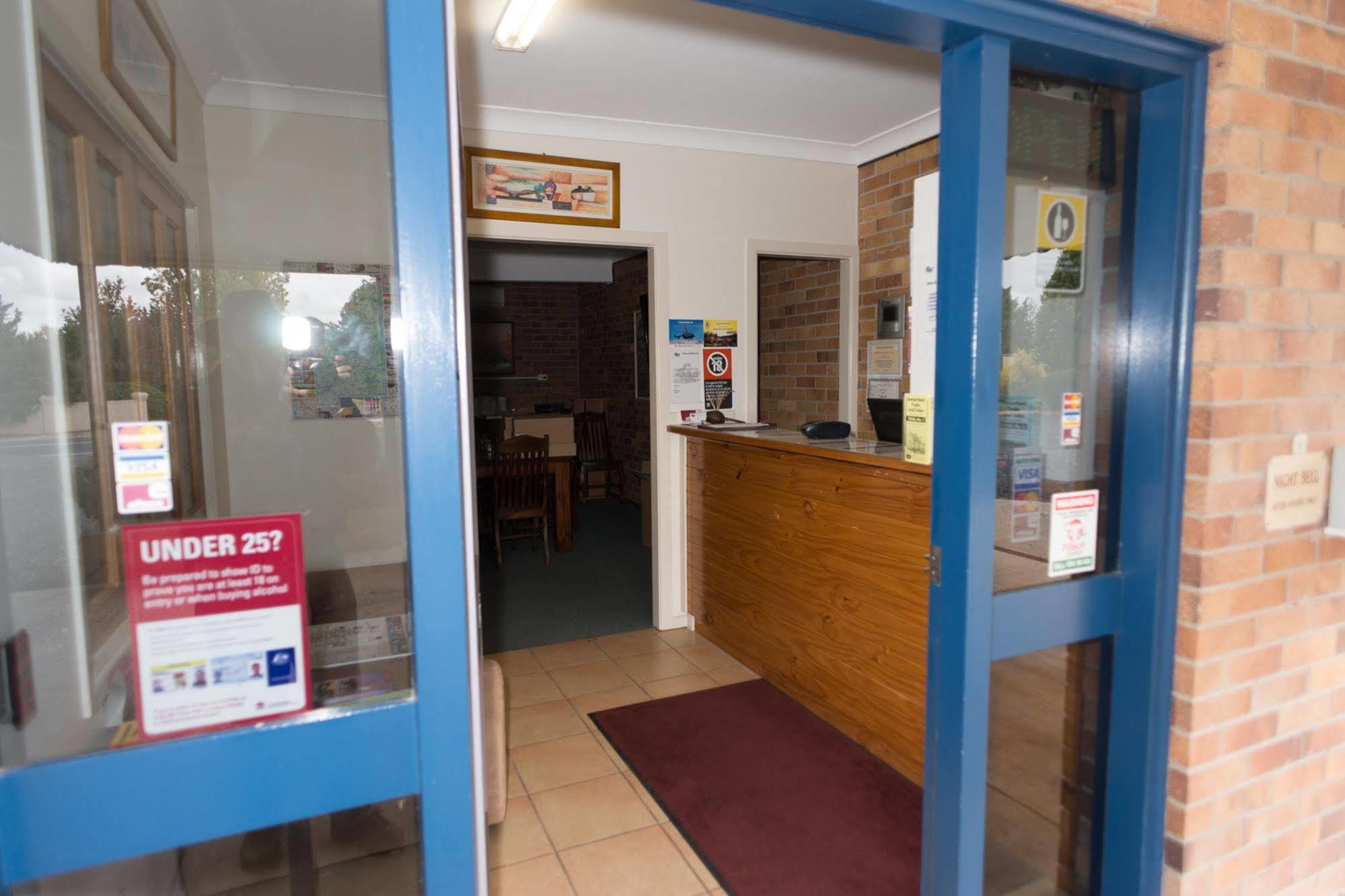 Tally Ho Motor Inn Tenterfield Zewnętrze zdjęcie